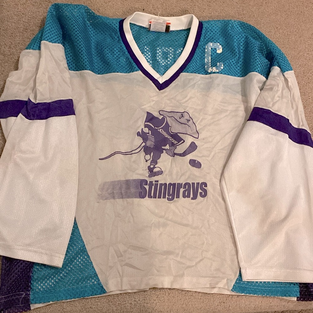 Vintage roller or ice hockey jersey white stingrays youth large